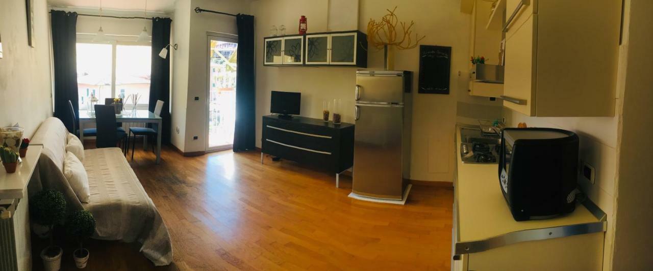 Ledonia Apartment Леричі Екстер'єр фото