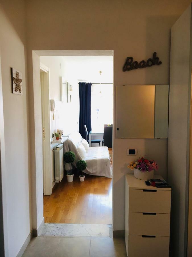 Ledonia Apartment Леричі Екстер'єр фото
