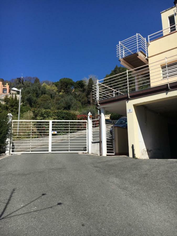 Ledonia Apartment Леричі Екстер'єр фото